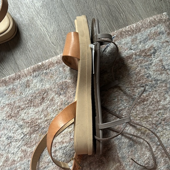 Seychelles Sandalls - Picture 4 of 4